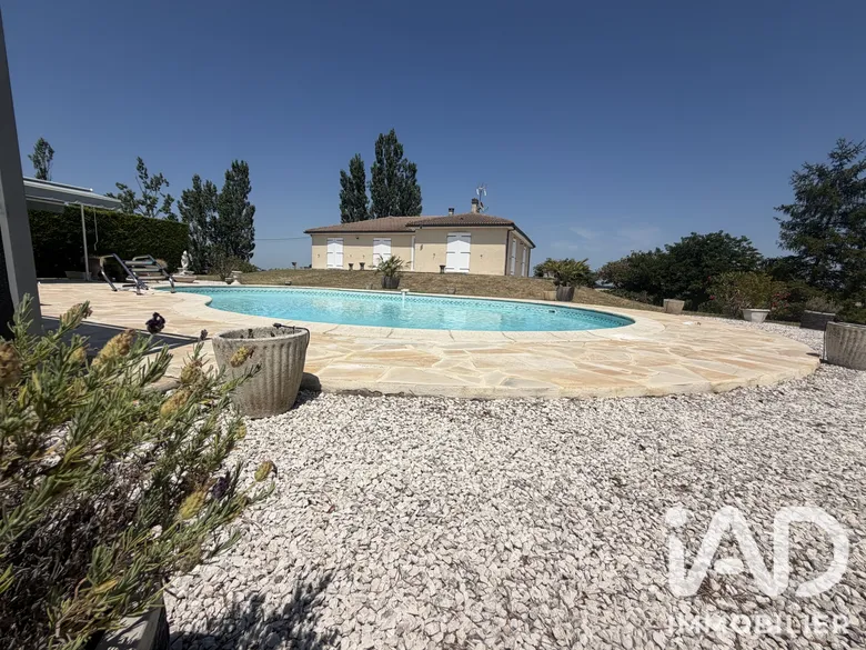 Maison 5 pièces 130 m² · à Laplume · 130 m² · 315 000 €
