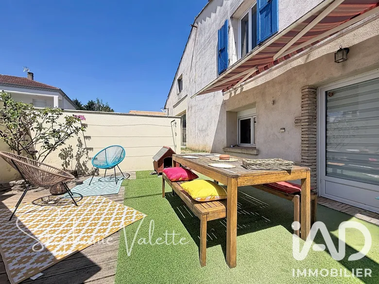 Maison 6 pièces 121 m² · à Montmeyran · 121,4 m² · 305 000 €