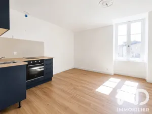 Apartment in Orée d'Anjou (49530)