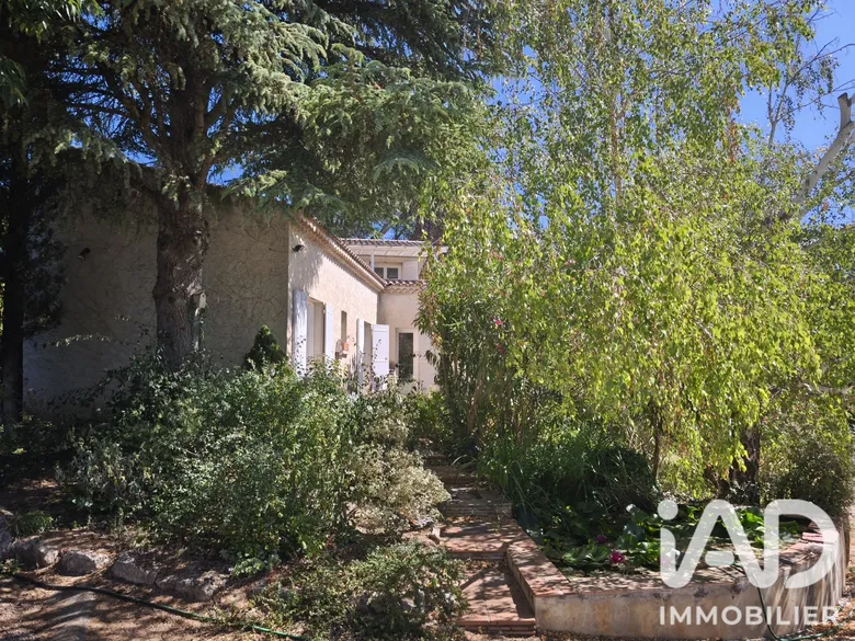 Maison 7 pièces 151 m² · à Villeneuve-lès-Avignon · 151 m² · 579 000 €