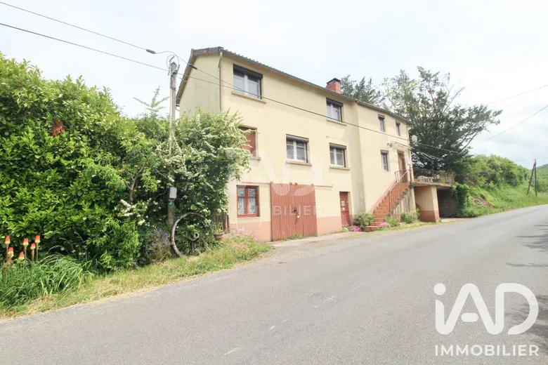 Maison 6 pièces 142 m² · à Saint-Juéry · 142 m² · 129 000 €