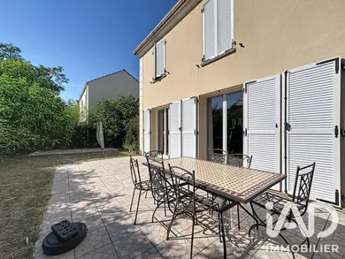 Maison à Éragny (95610)