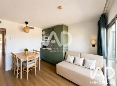 Apartment in Cannes (06150)