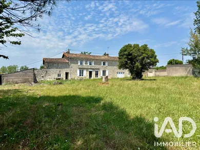 Longère à Allonne (79130)