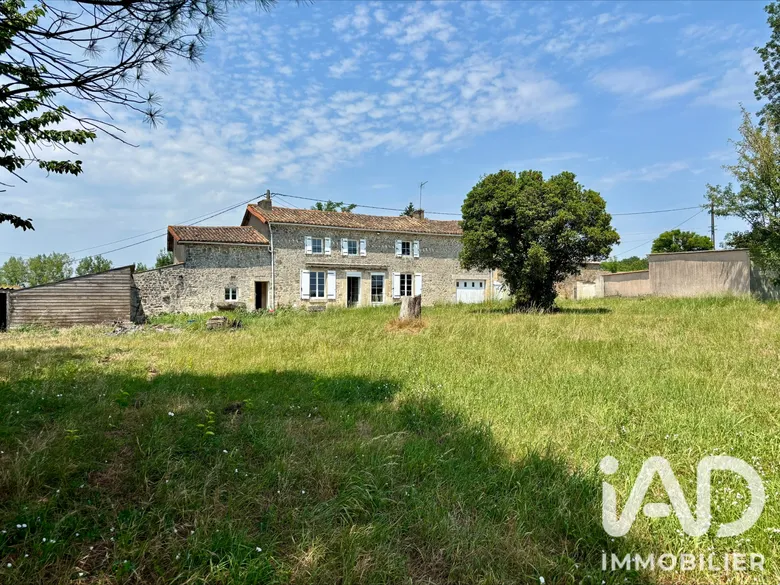 Maison 4 pièces 150 m² · à Allonne · 149,7 m² · 131 000 €