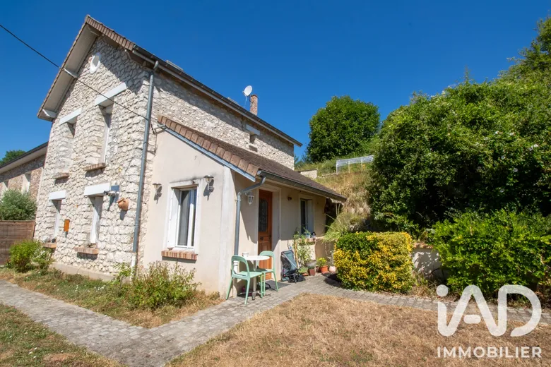 Maison 5 pièces 95 m² · à Montigny-sur-Loing · 95 m² · 300 000 €
