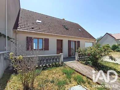 Maison à Champigny (89340)