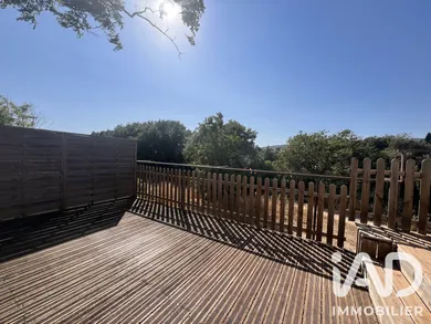 Duplex à Saint-Cyr-sur-Mer (83270)