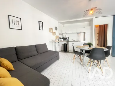 Studio à Toulon (83000)