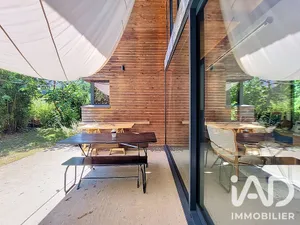 Architectural house in Arradon (56610)