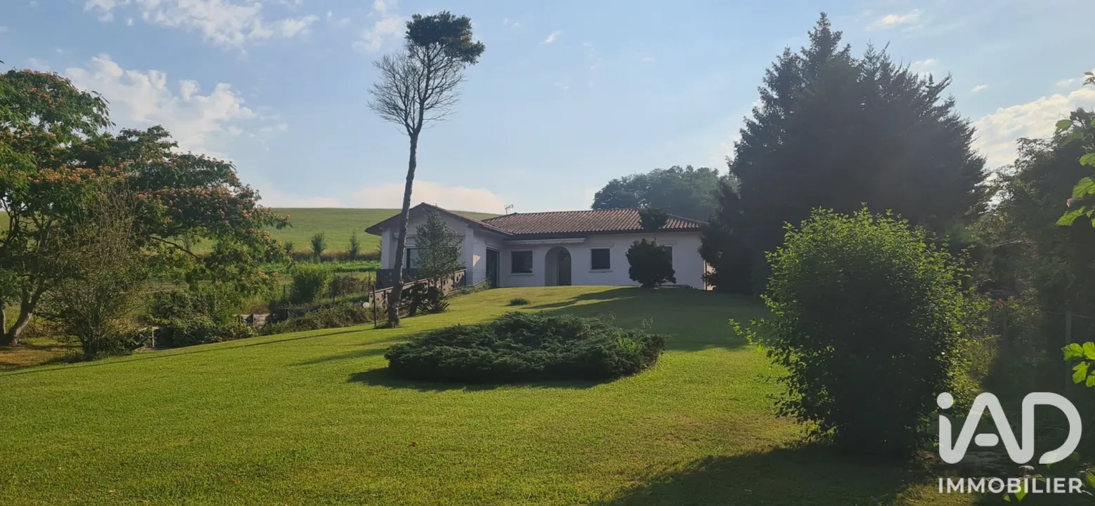 Vente maison à Saint-Jean-de-Luz (64500) : maison 5 pièces 130 m² - 2071058 — 2