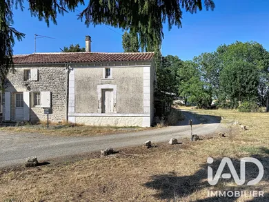House in Saint-Michel-le-Cloucq (85200)