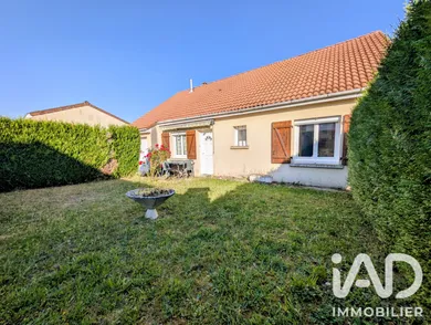 Traditional house in Couzeix (87270)