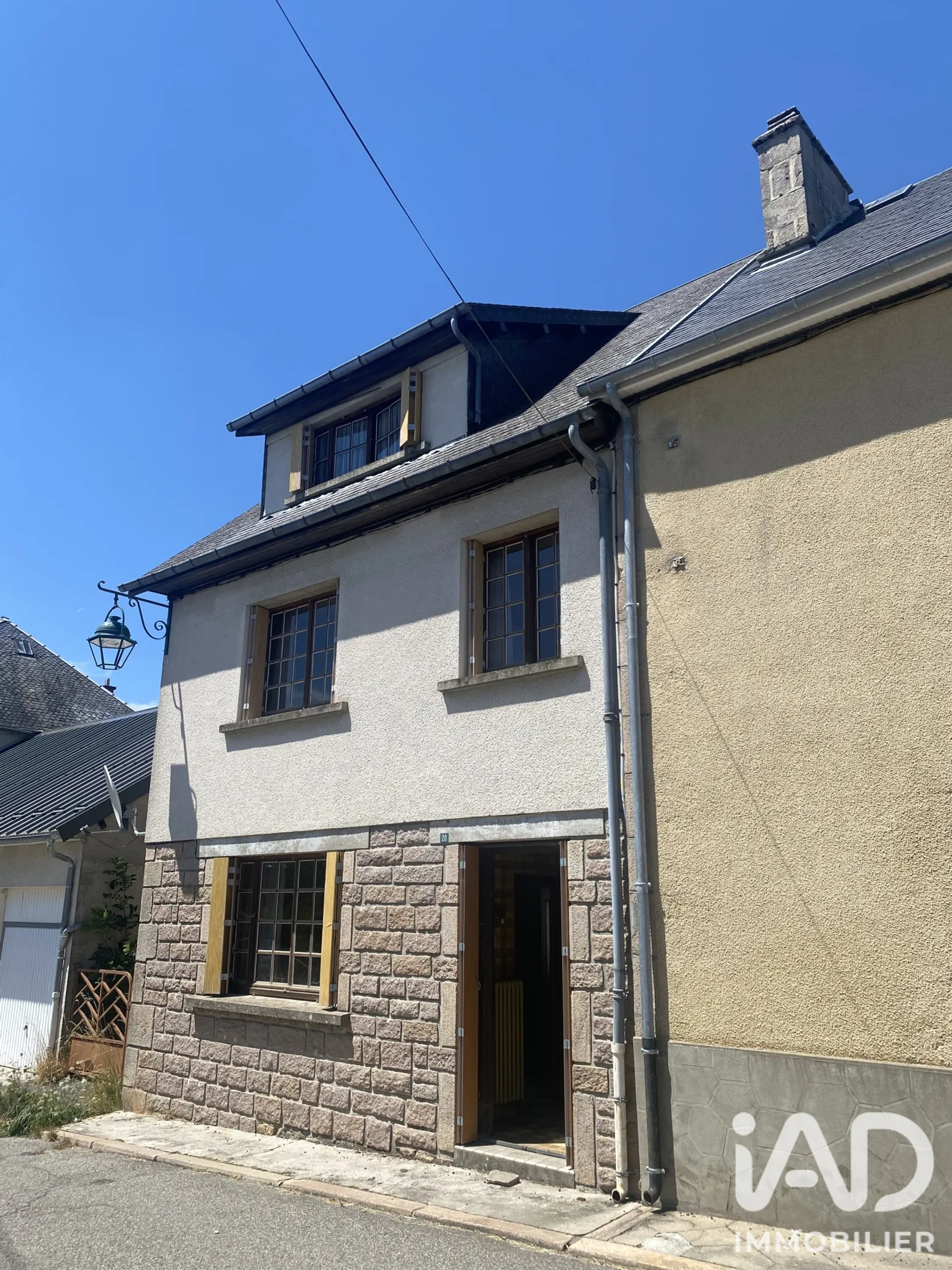Vente maison à Sornac (19290) : maison de ville 4 pièces 100 m² - 2069657 — 2