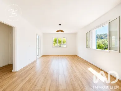 Appartement à Pierrefeu-du-Var (83390)