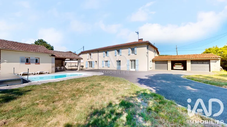 Maison 5 pièces 216 m² · à Gaillac · 216 m² · 327 000 €