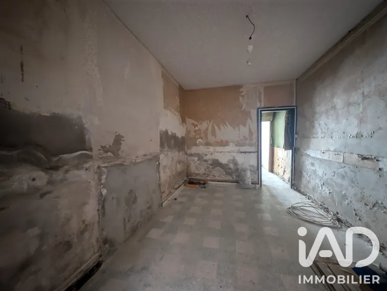 Immeuble 97 m² · à Lézignan-Corbières · 96,9 m² · 59 000 €