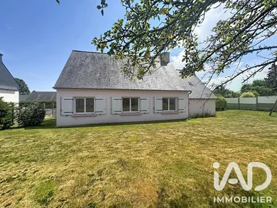 Traditional house in Plouisy (22200)