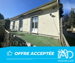 Pavillon à Faÿ-lès-Nemours (77167)