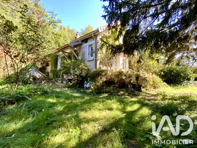 House in Poligny (77167)