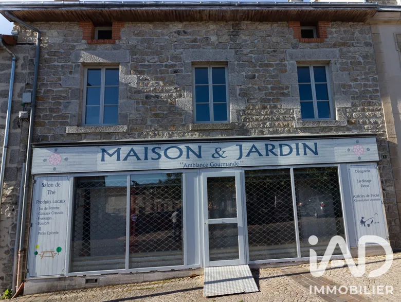 Maison 6 pièces 200 m² · à Sauviat-sur-Vige · 200 m² · 60 000 €