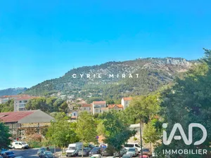 Appartement à Toulon (83000)