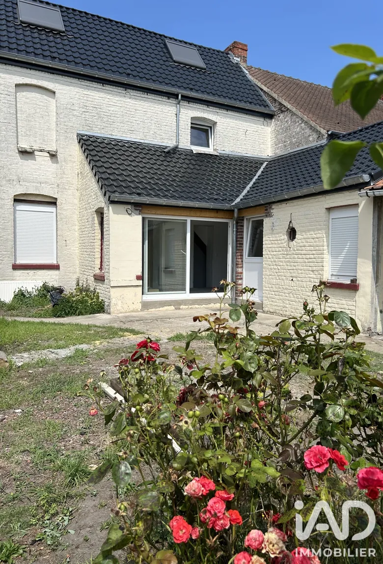 Maison 6 pièces 122 m² · à Lecelles · 122 m² · 379 000 €