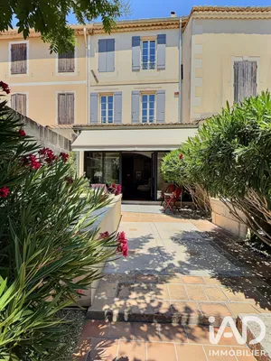 Maison de village à Mouriès (13890)