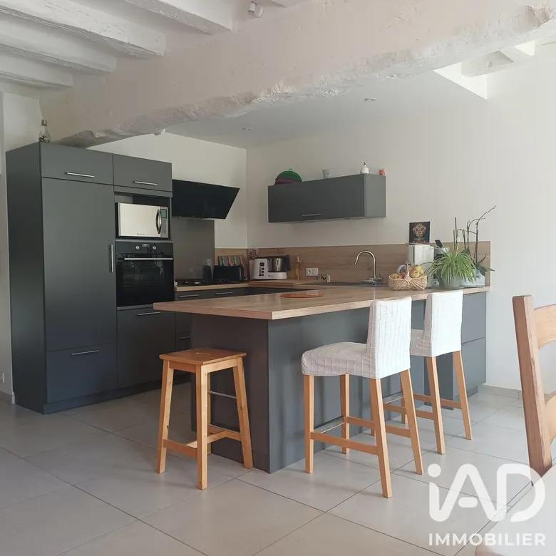 Maison 5 pièces 138 m² · à Saint-Germain-des-Prés · 138 m² · 282 700 €