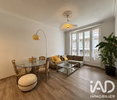 Apartment in Grenoble (38000)