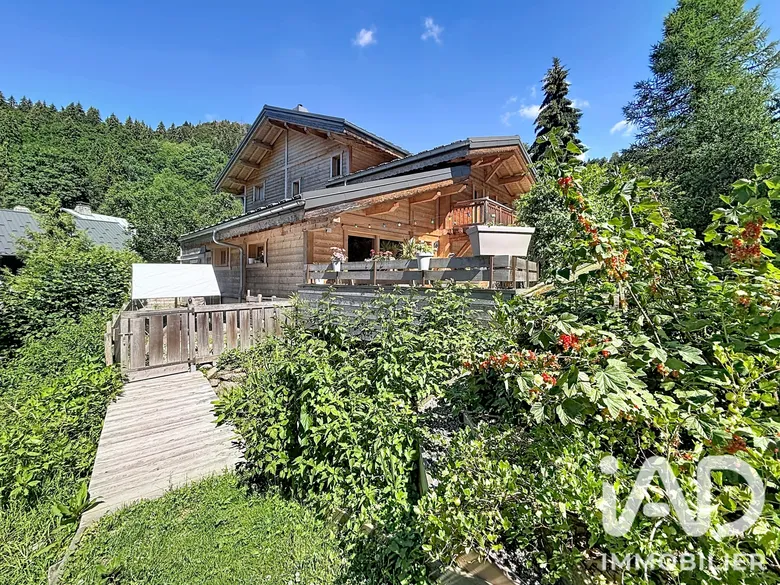 Maison 6 pièces 188 m² · à Arâches-la-Frasse · 188 m² · 960 000 €