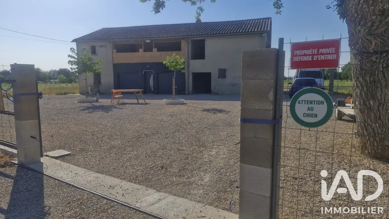 Maison 11 pièces 240 m² · à Castelsarrasin · 240 m² · 175 000 €