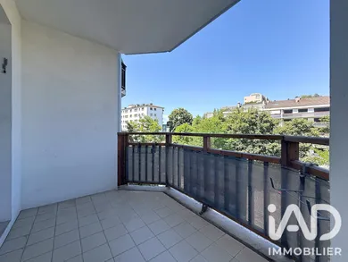 Appartement à Saint-Julien-en-Genevois (74160)