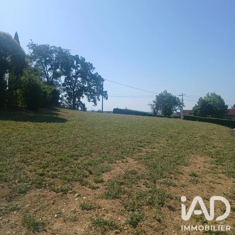 Terrain à bâtir à Rouffiac (81150) · 65 000 €