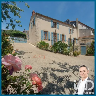 Maison traditionnelle à Mortagne-sur-Sèvre (85290)
