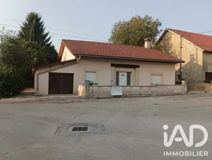Village house in Saint-Germain-en-Montagne (39300)