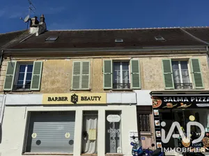 Immeuble à Le Châtelet-en-Brie (77820)