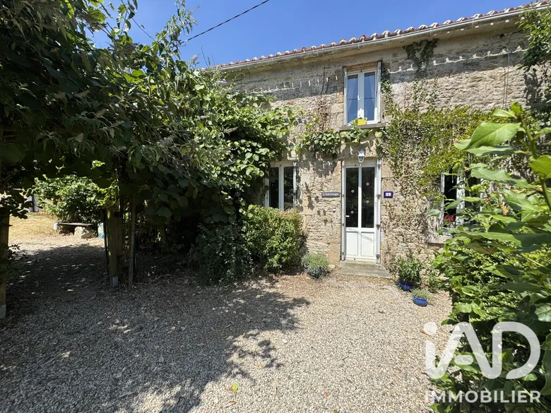 Maison 4 pièces 107 m² · à La Jaudonnière · 107 m² · 138 500 €