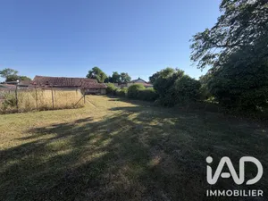 Terrain à Laneuville-au-Pont (52100)