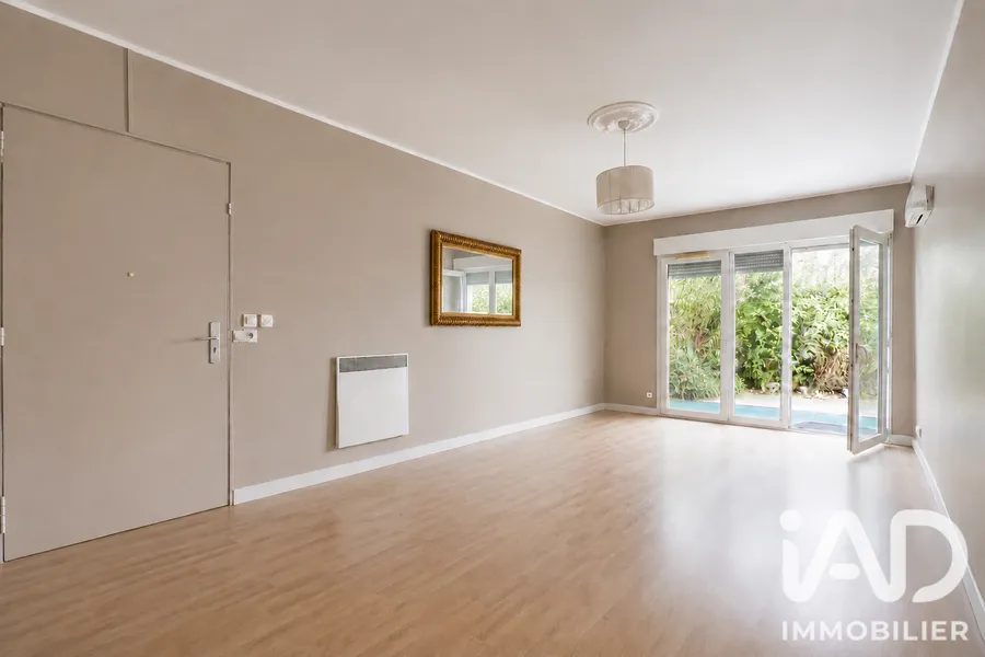 Appartement à Garges-lès-Gonesse (95140) photo 2