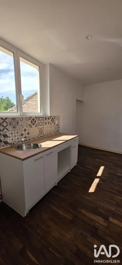 Apartment in Villenauxe-la-Grande (10370)