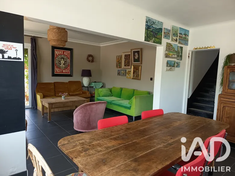 Maison 6 pièces 127 m² · à Essarts-en-Bocage · 127 m² · 182 000 €
