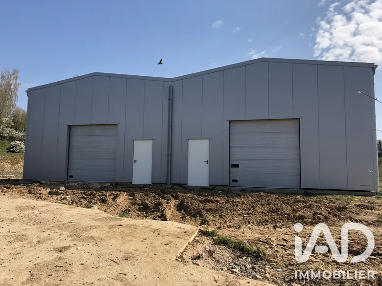Immeuble 353 m² · à Sérifontaine · 353 m² · 410 000 €