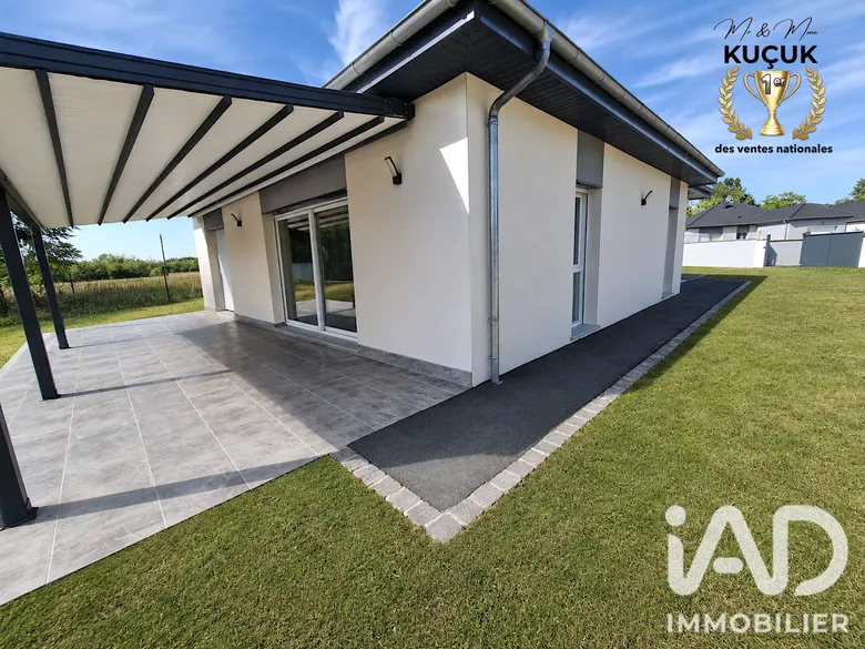 Maison 7 pièces 148 m² · à Corquilleroy · 148 m² · 299 500 €