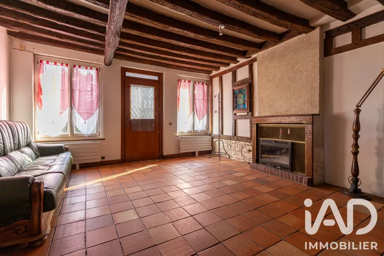 Maison 5 pièces 80 m² · à La Ferrière-sur-Risle · 80 m² · 99 000 €