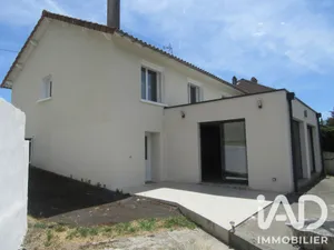 Pavillon à Moncoutant (79320)