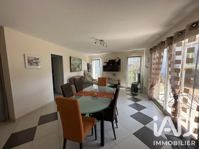 Apartment in Granville (50400)
