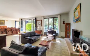 House in Chavenay (78450)