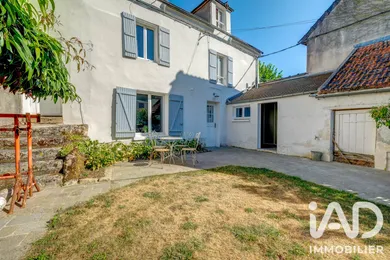 Maison à Montceaux-lès-Meaux (77470)