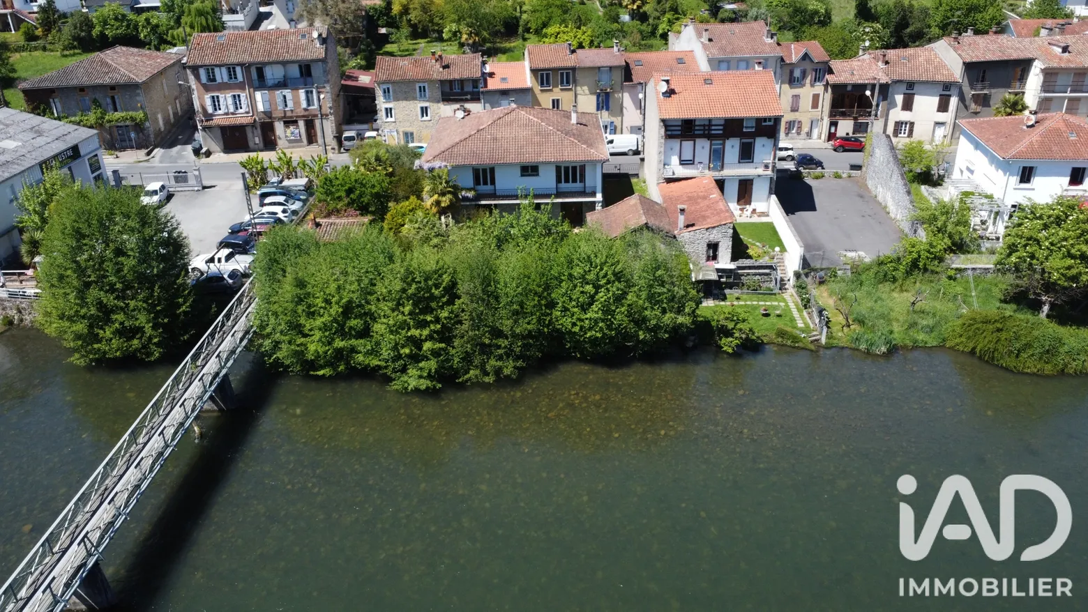 Vente maison à Saint-Girons (09200) : maison 6 pièces 186 m² - 2061776 — 2